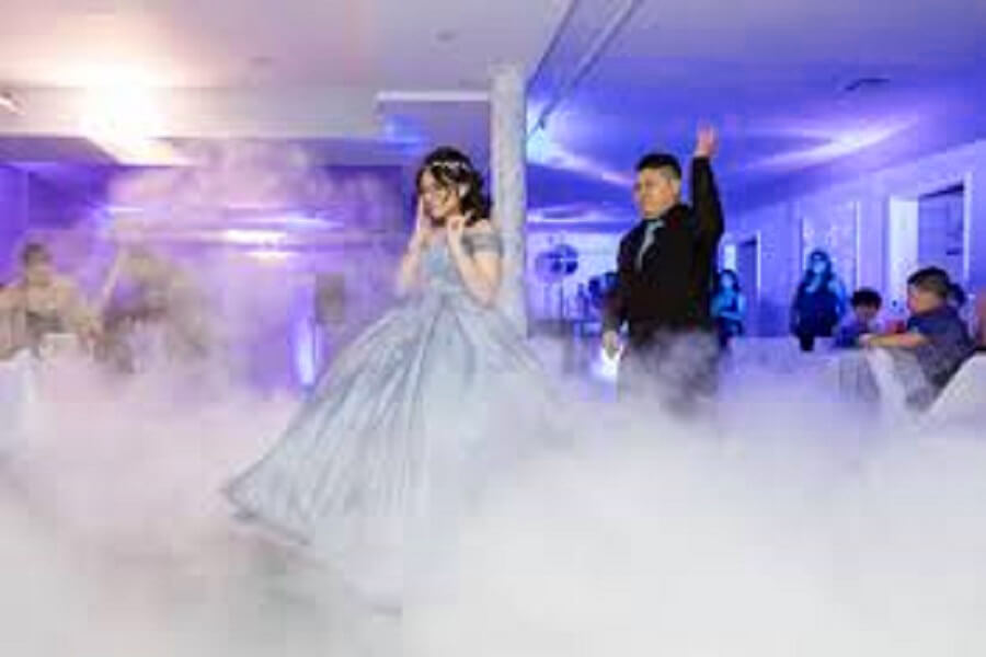 DJ and band performances at events